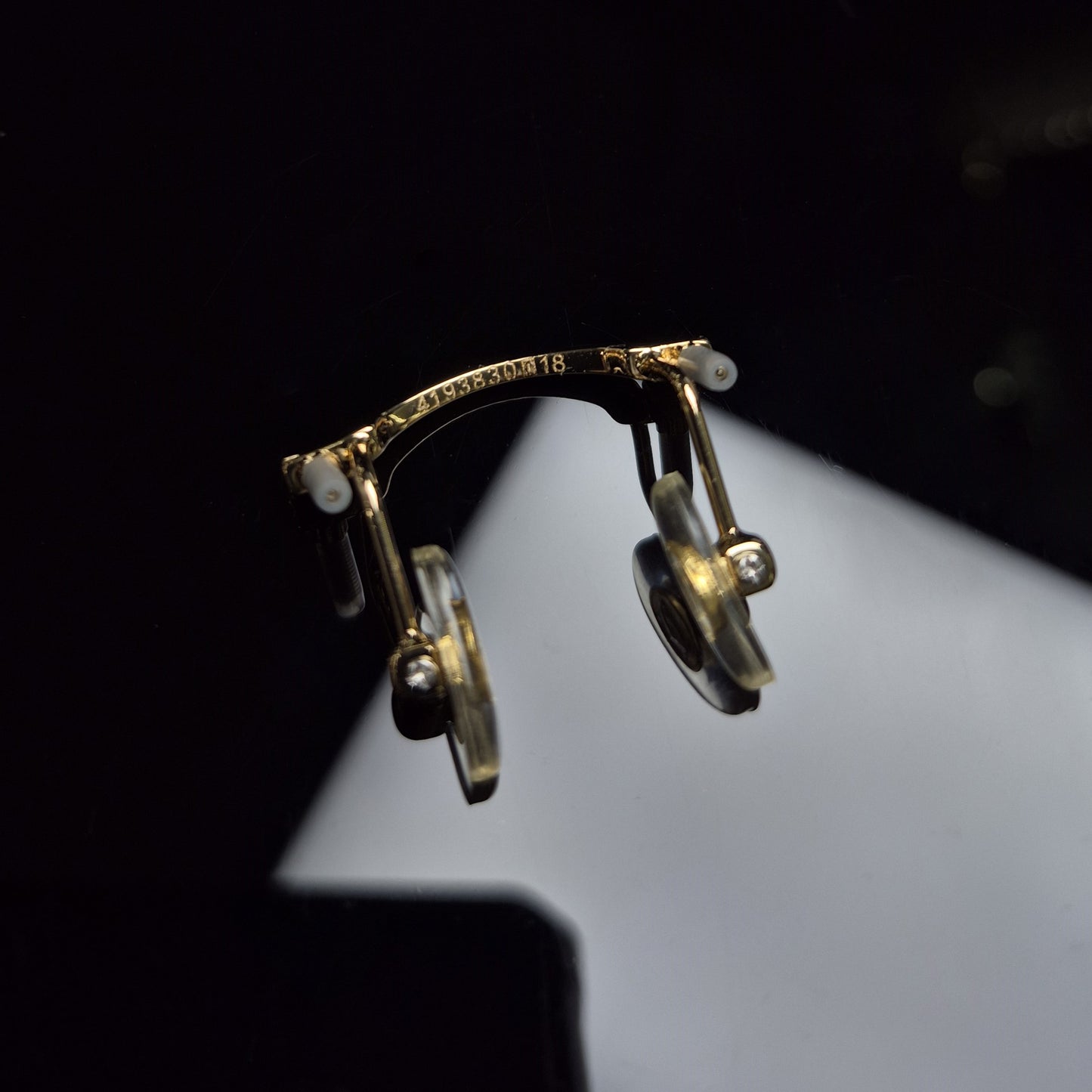 Cartier_Big_C_Decor_Gold_Nose_Bridge