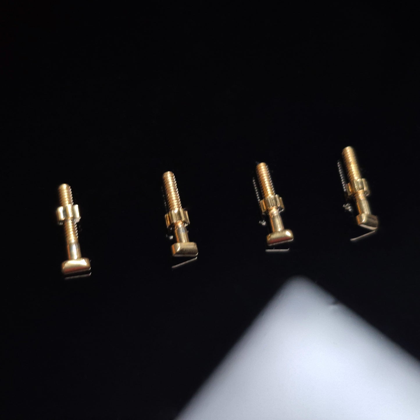 2020 Metal Screws