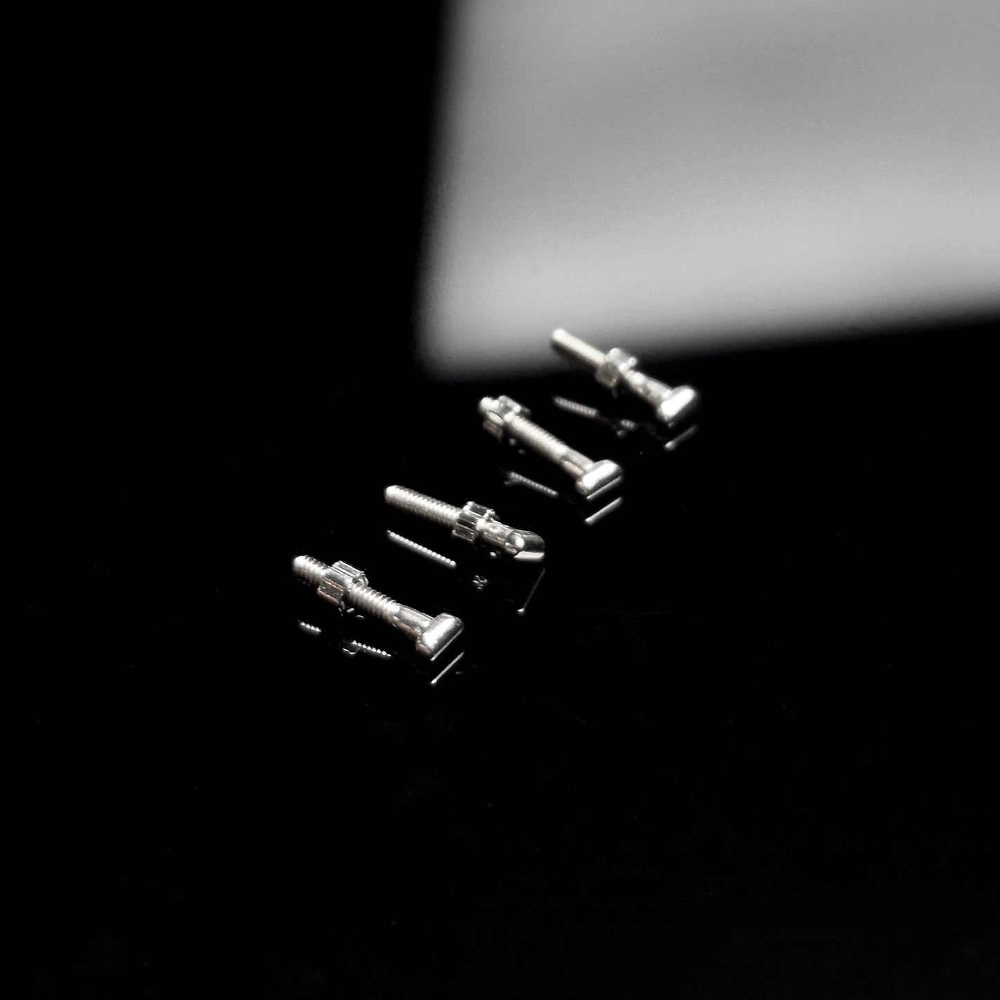 2020 Metal Screws
