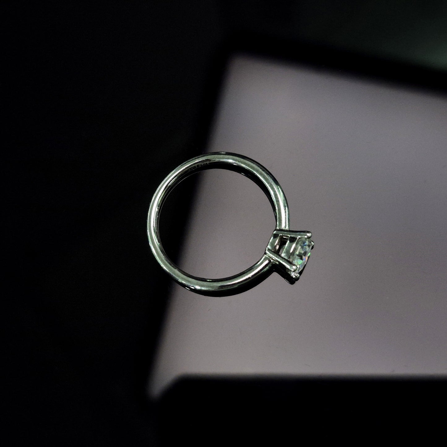 S925 Solitarie Moissanite Diamond Ring - 4-Prong Set