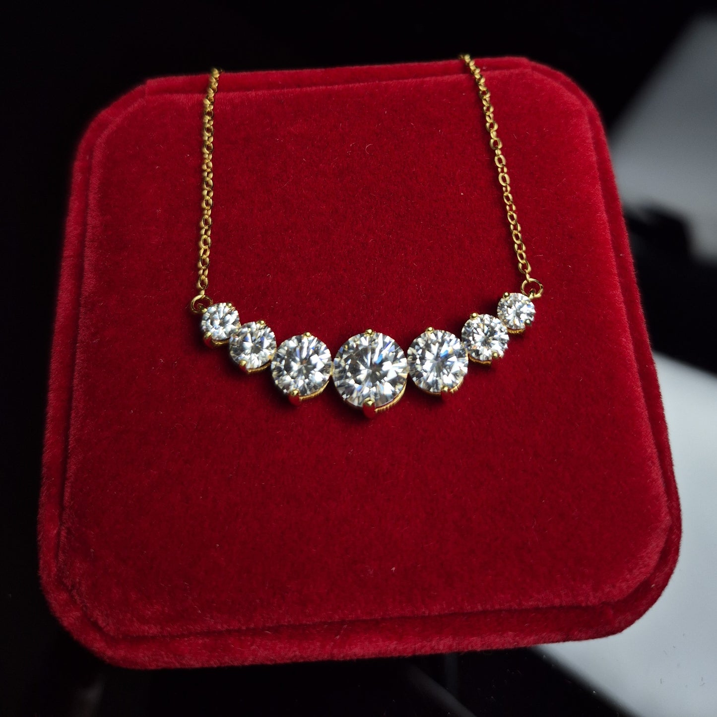 Gold_Diamond_Bubble_Pendant_&_Necklace