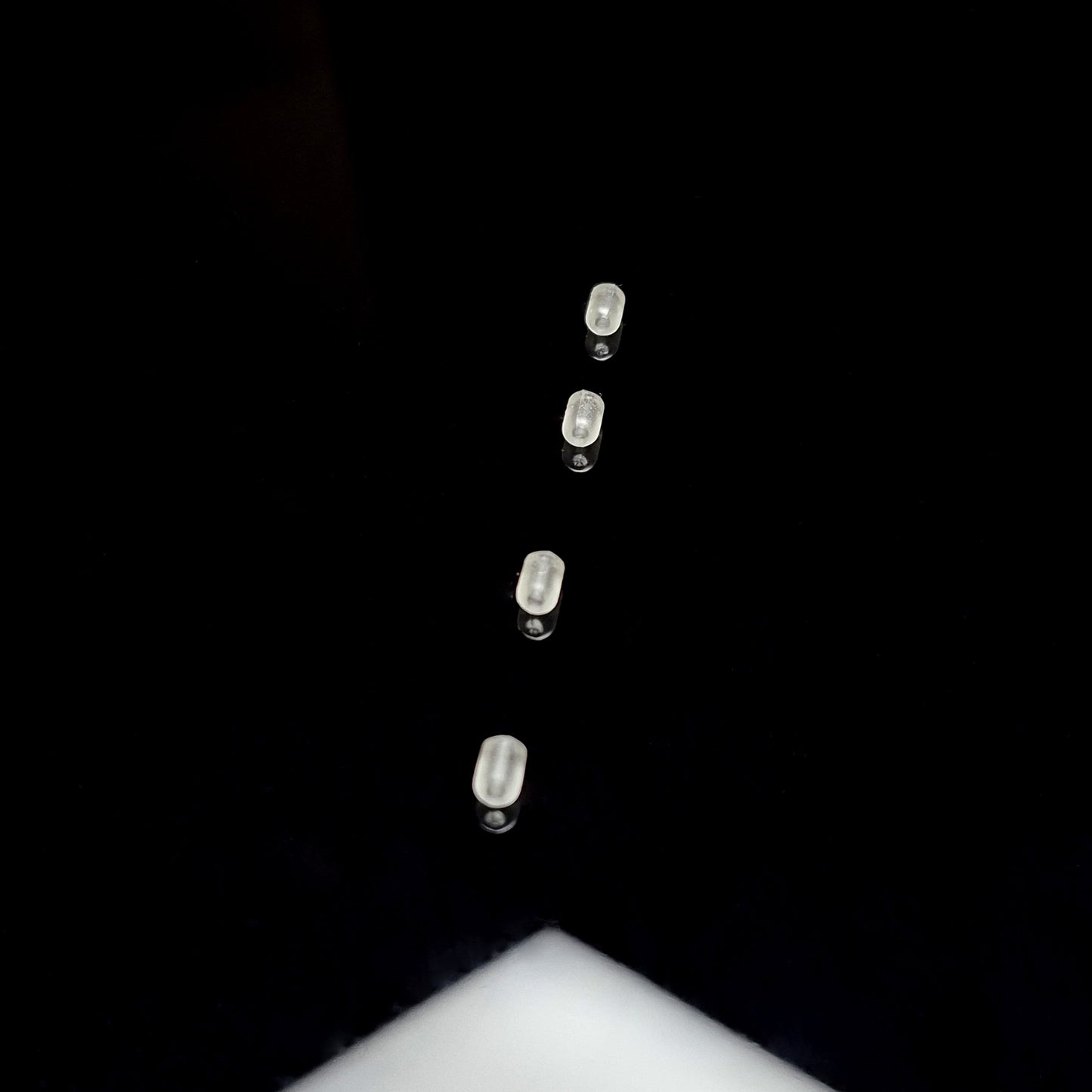 Plastic Screw Caps (4 Units)