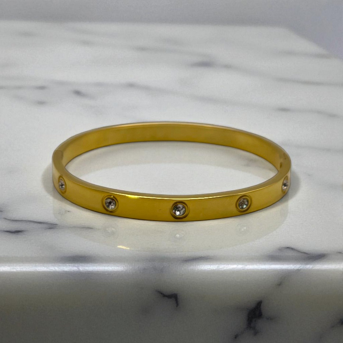 Straight Diamonds & Hearts Bracelet