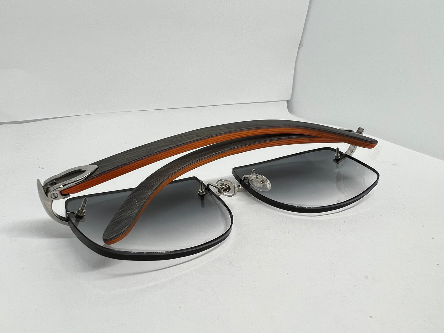 C Decor - Silver Ash Grey & Orange Woods w/ Gradient Gray Tinted Catilina Lenses