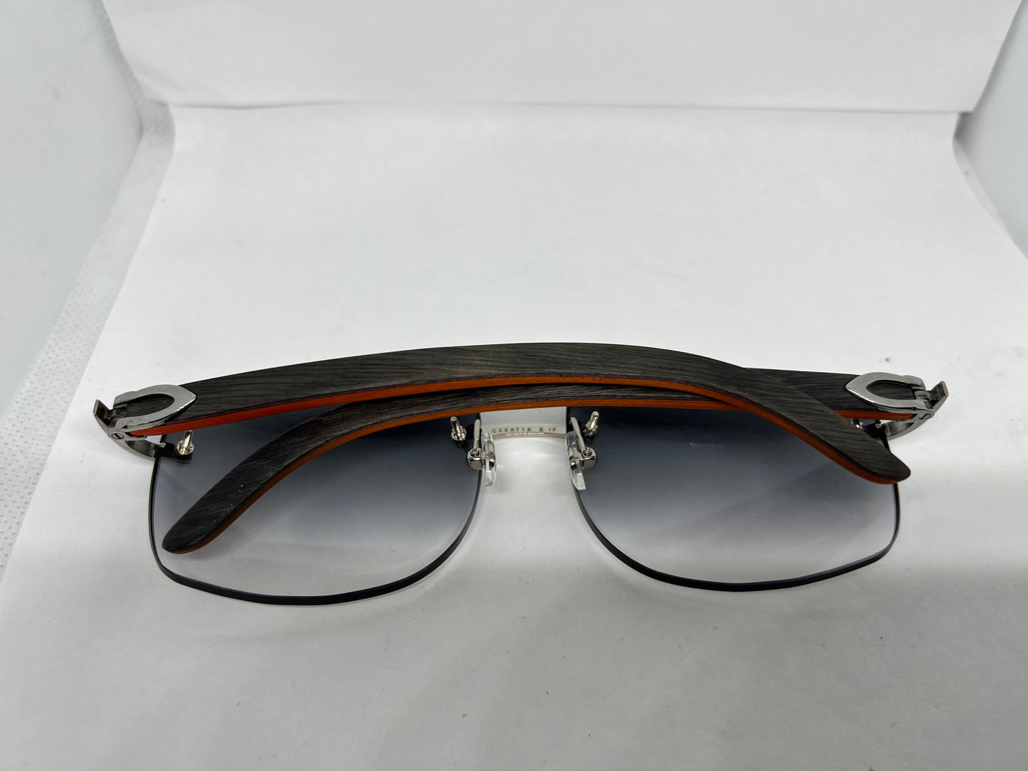 C Decor - Silver Ash Grey & Orange Woods w/ Gradient Gray Tinted Catilina Lenses