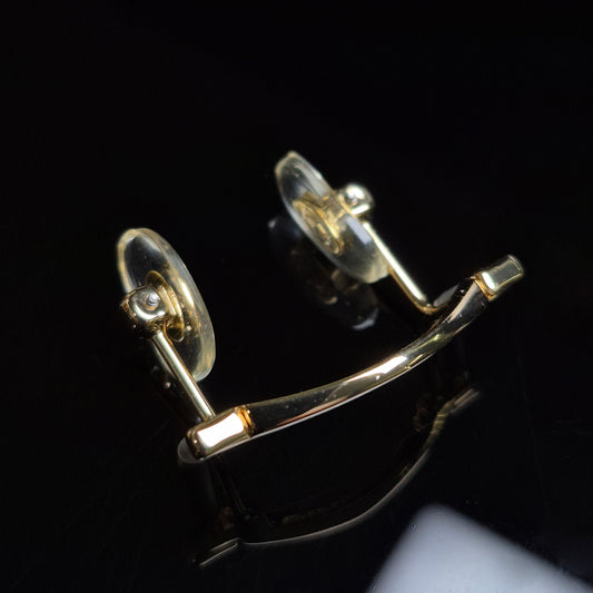 Cartier_Big_C_Decor_Gold_Nose_Bridge