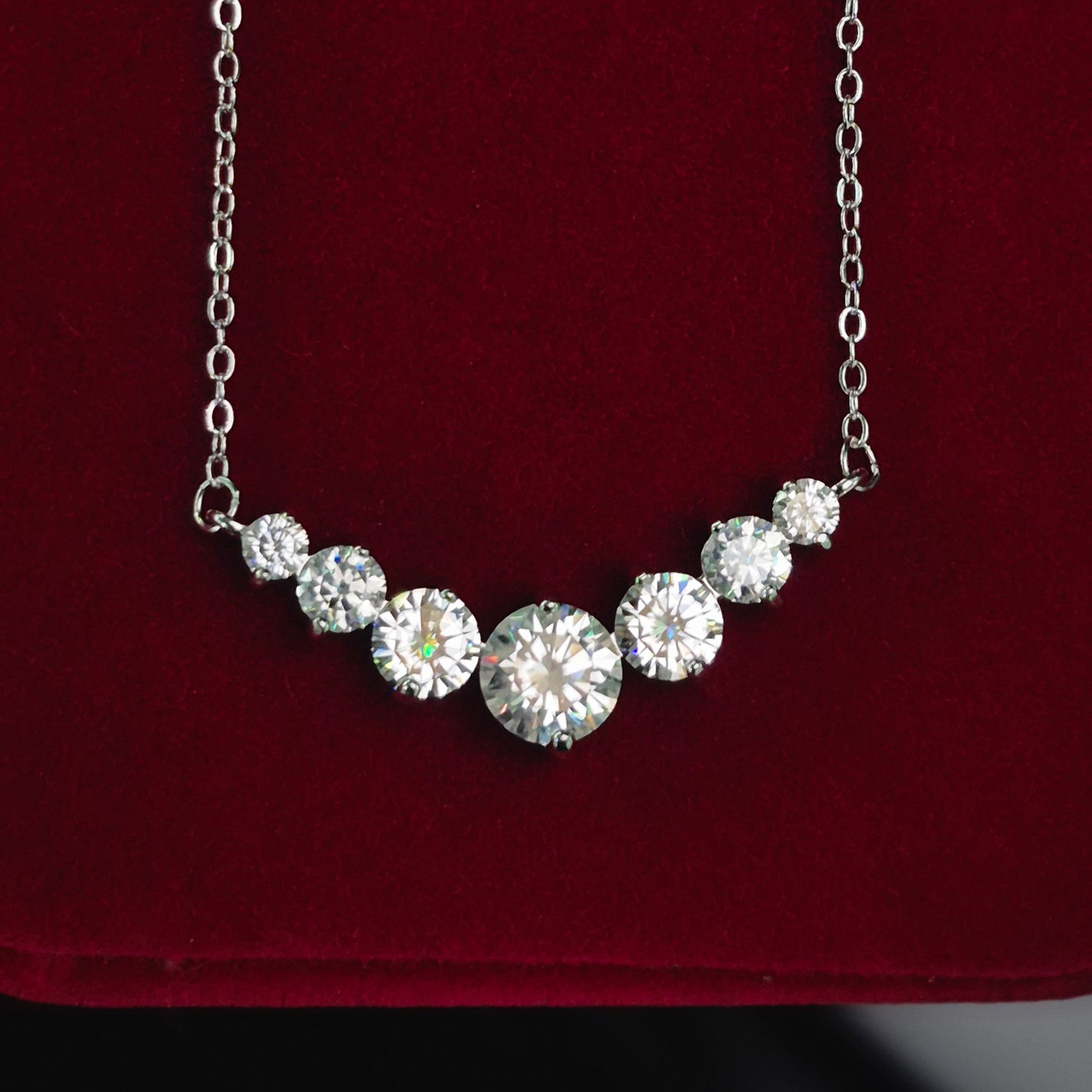 Silver_Diamond_Bubble_Pendant_&_Necklace