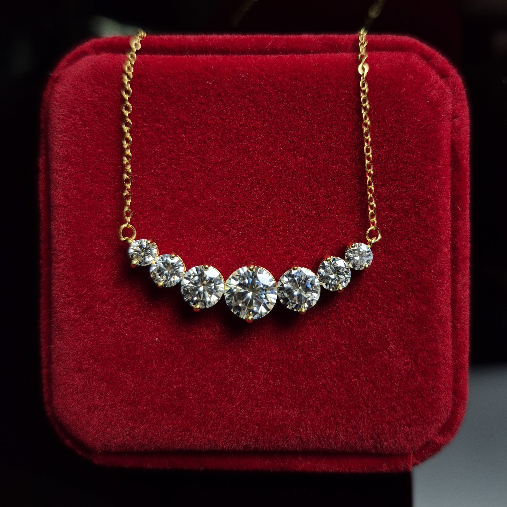 Gold_Diamond_Bubble_Pendant_&_Necklace