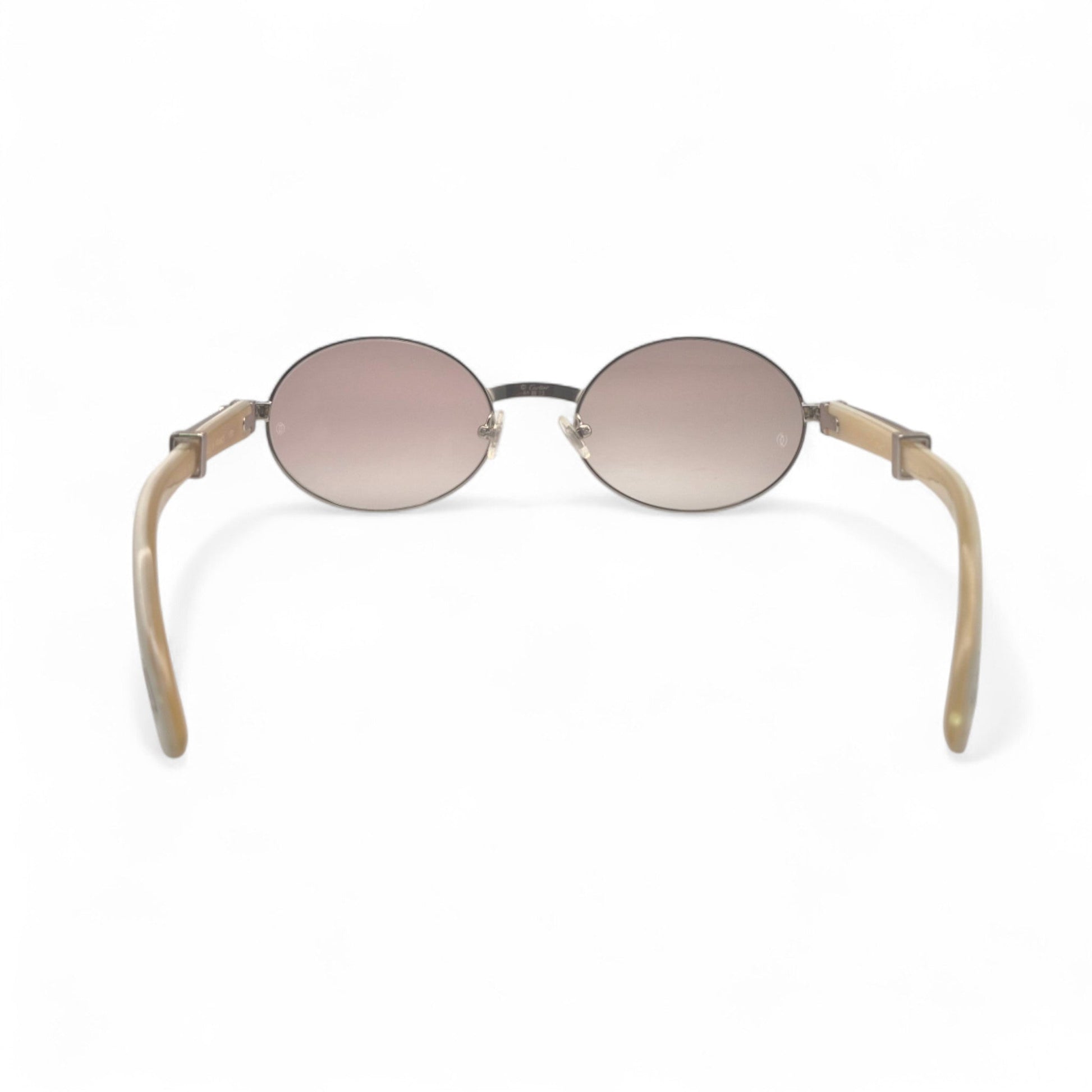55-22_giverny_full_white_horns_sunglasses