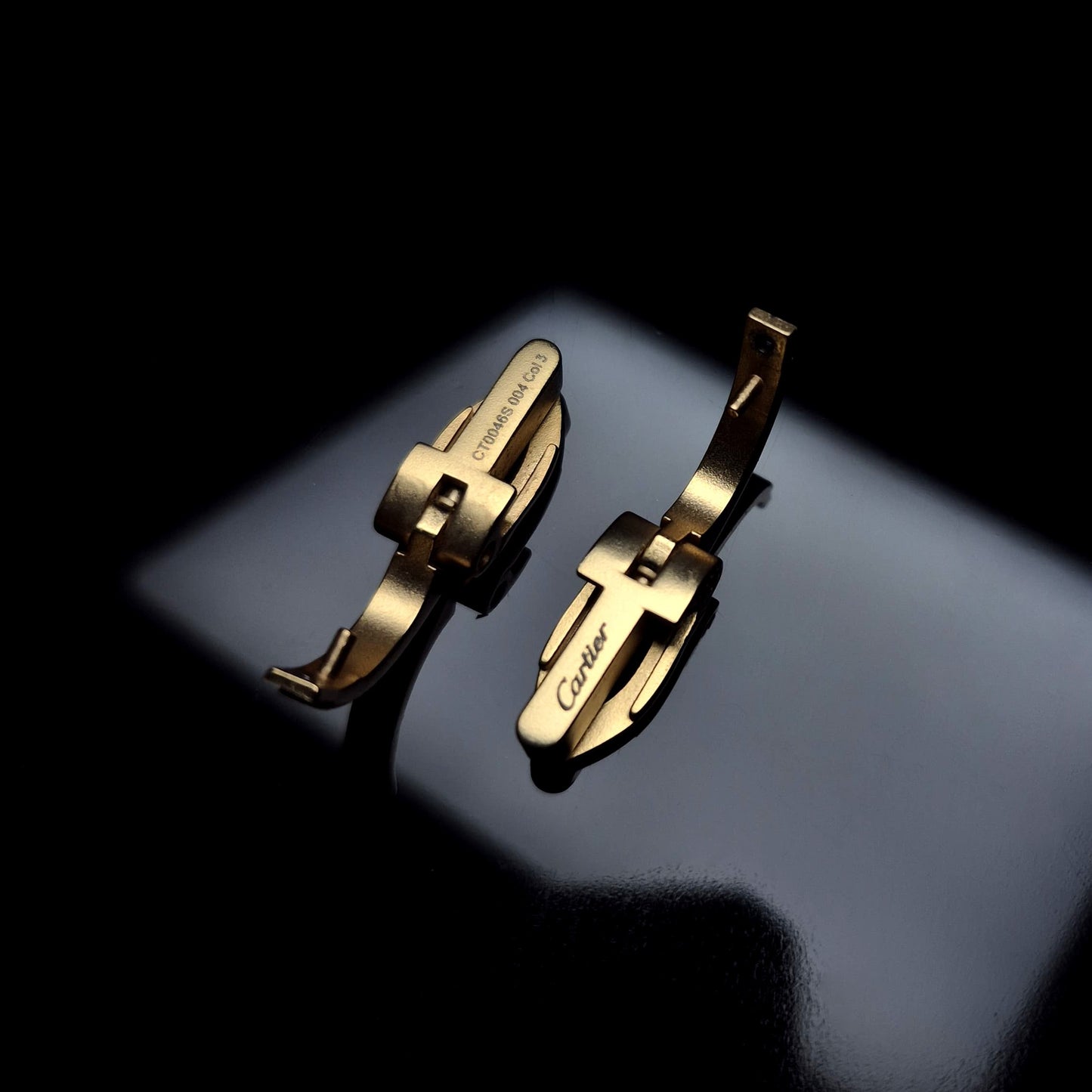 Cartier C Decor Side Hinges - Brushed Gold