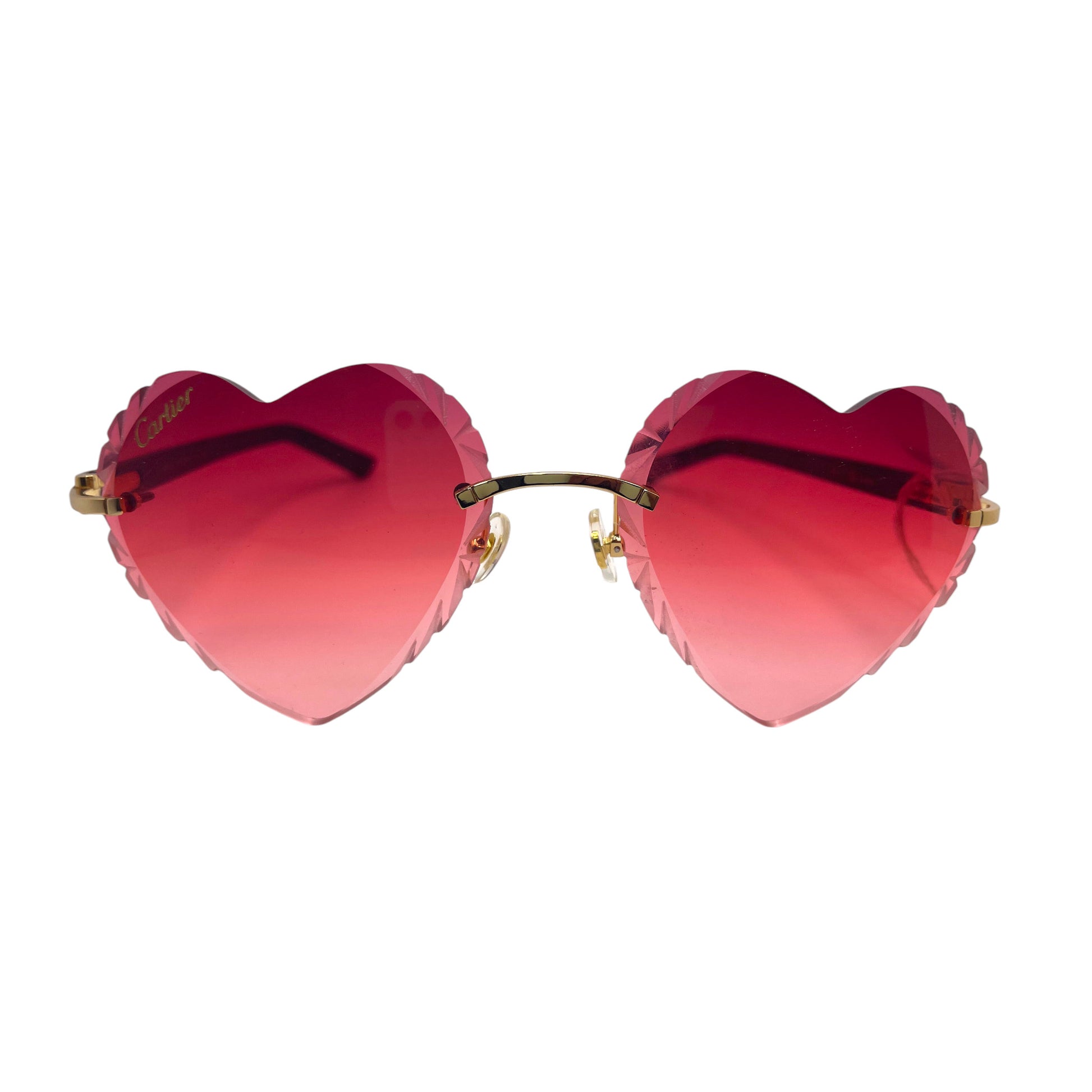 c_decor_gold_white_buffs_genuine_horn_red_heart_lenses