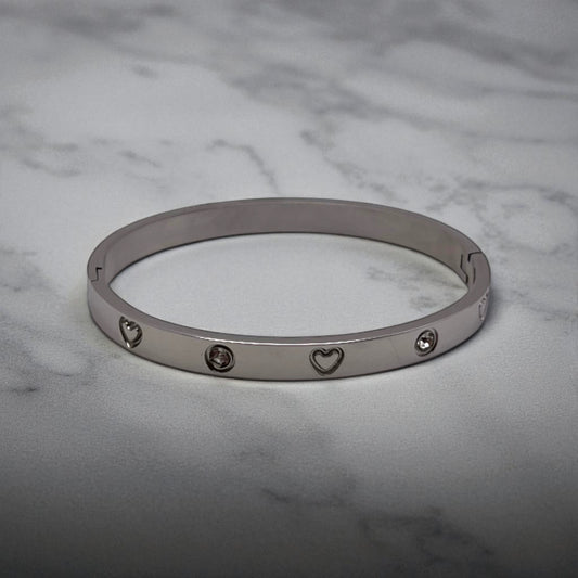 Straight Diamonds & Hearts Bracelet