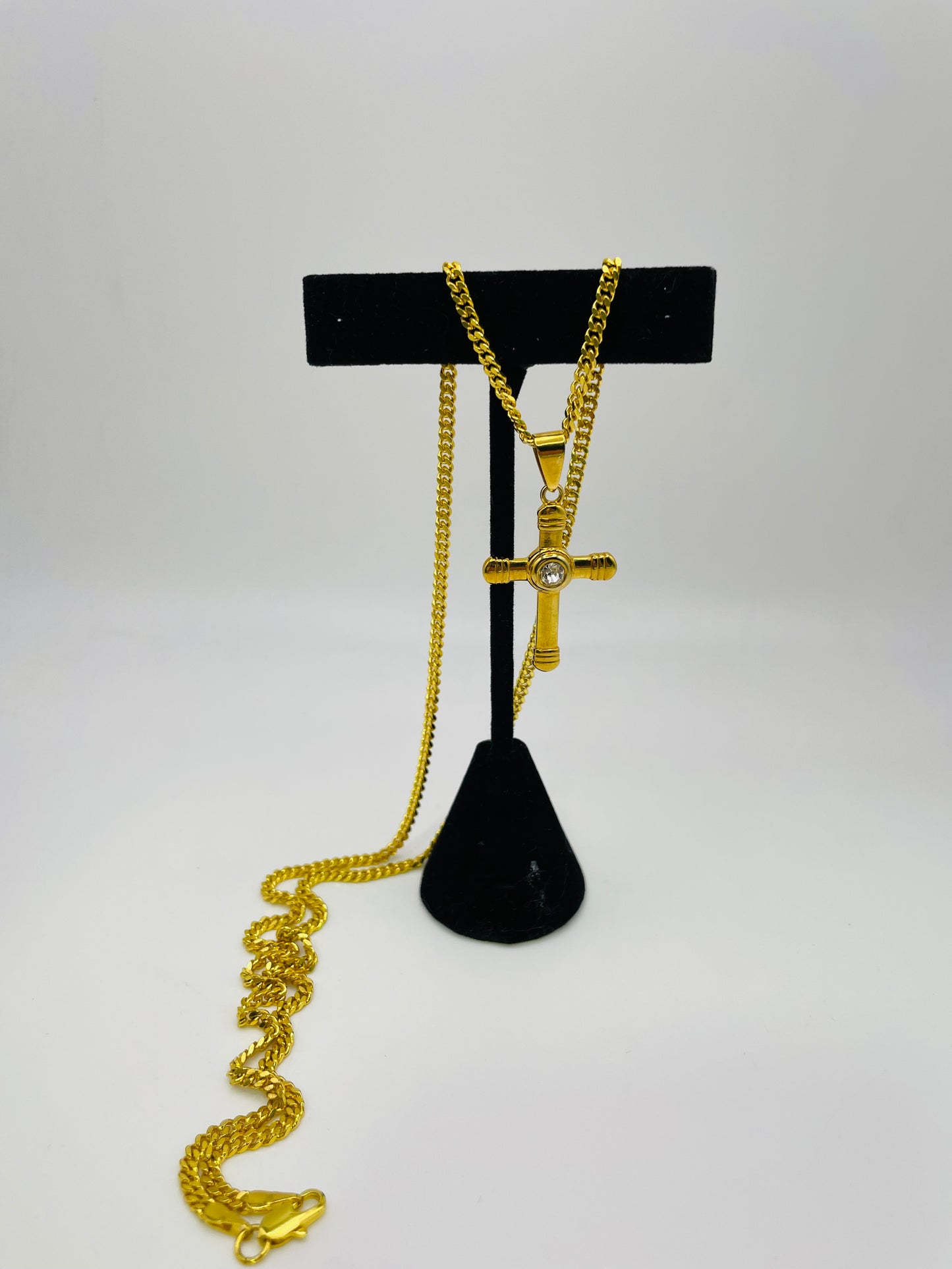 Cuban Chain and Cross Pendant w/ Diamond - Gold