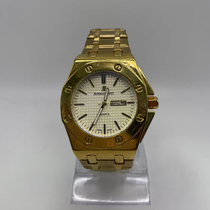 AP - Gold w/ White Dial